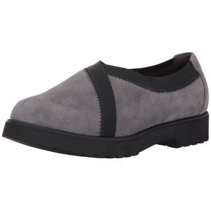 NEW! Clarks Bellevue Cedar Loafers